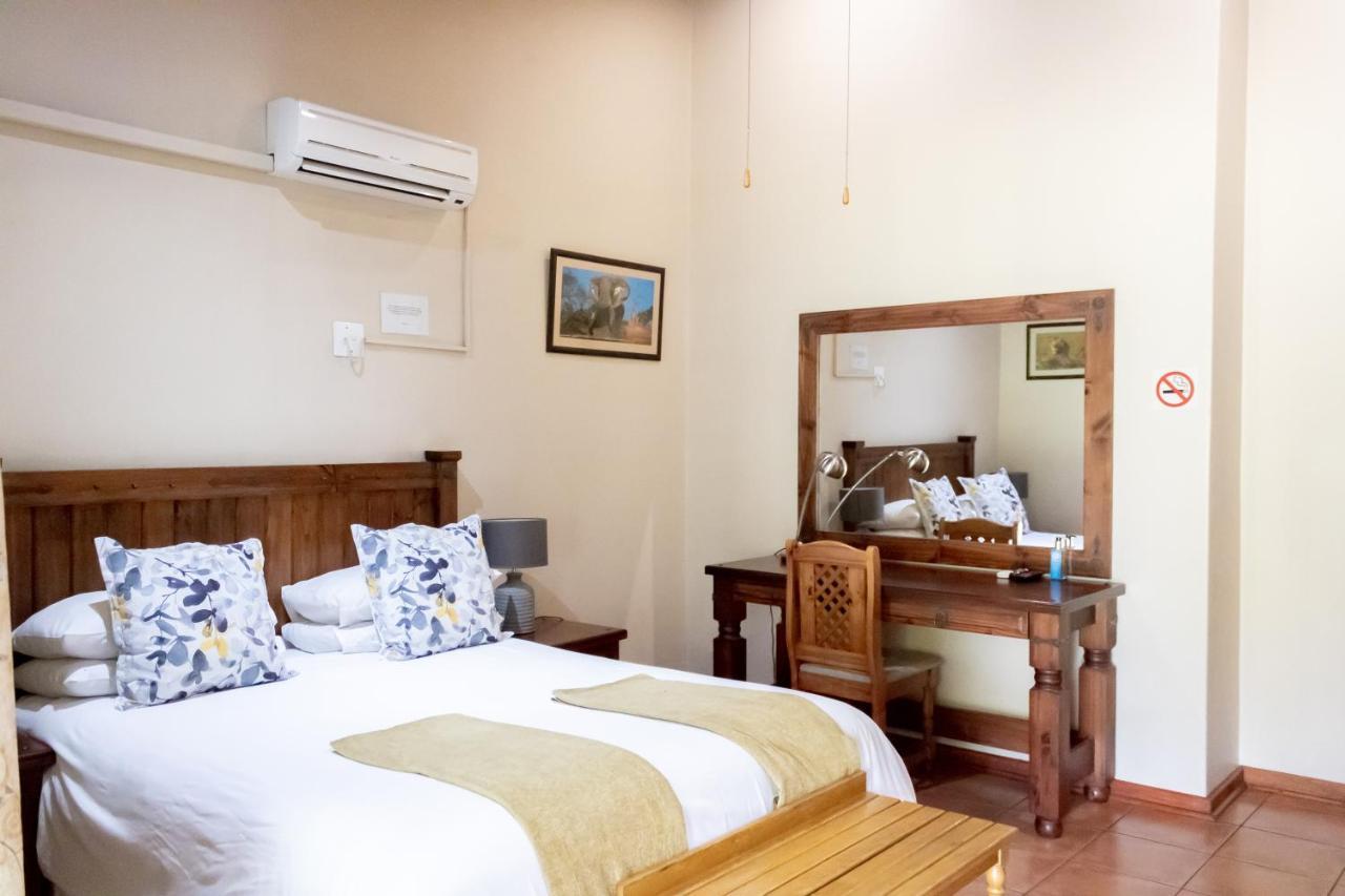 Sunbird Lodge Phalaborwa Dış mekan fotoğraf